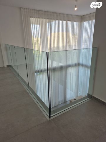 בית פרטי/ קוטג', אפיקי מים 5, באר גנים, באר גנים