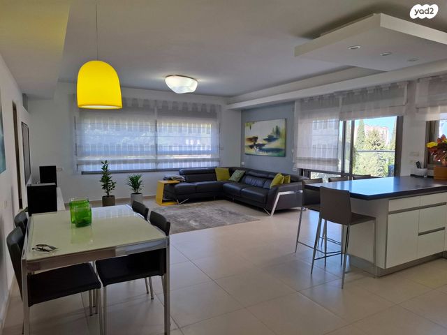 דירה, חביבה רייק 27, רמות רמז, חיפה