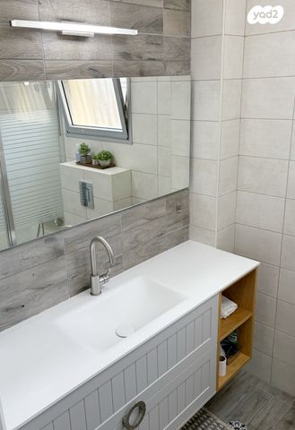 גג/ פנטהאוז, דרך היין 19, ברנע, אשקלון