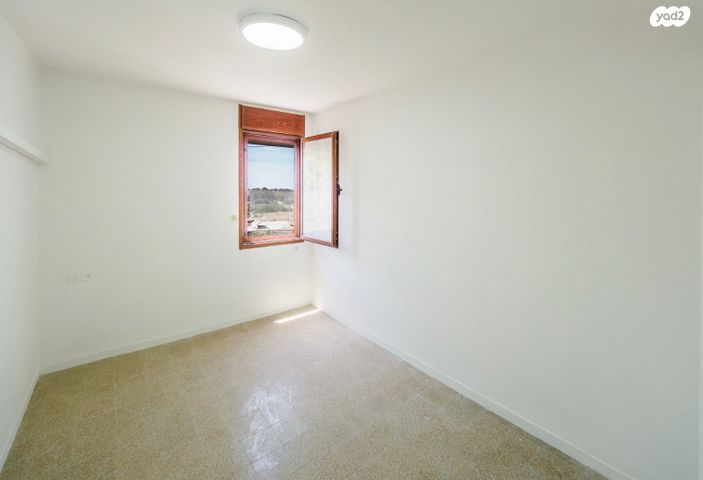 דירה, החלוץ 39, טרומפלדור, נהריה