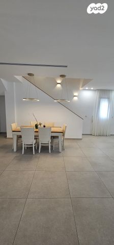 רבקה גובר 30