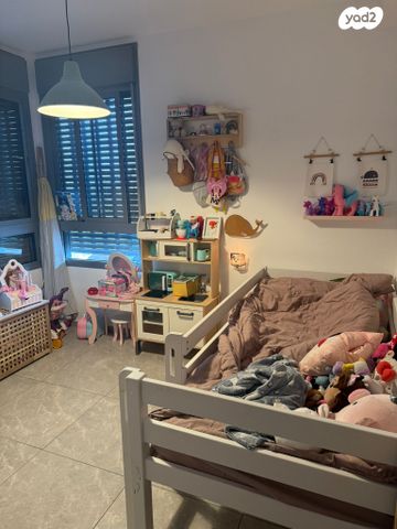 דירה, כינרת 4, נווה יהושע, ערמונים, רמת גן