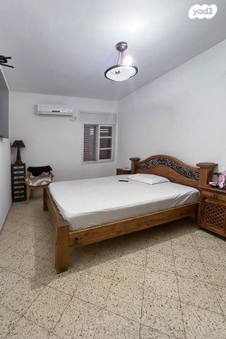 דירה, הרצל 49, מרכז העיר, קרית אתא