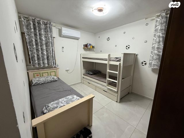 דירה, זלמן שז"ר 220, בן גוריון כנען, צפת