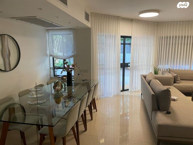 בית פרטי/ קוטג', מבוא ברוניקה 18, קרית הסביונים, יהוד מונוסון