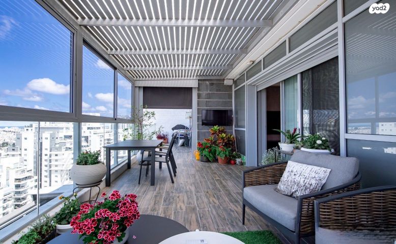 גג/ פנטהאוז, צבי תדמור 8, ח-501, חולון