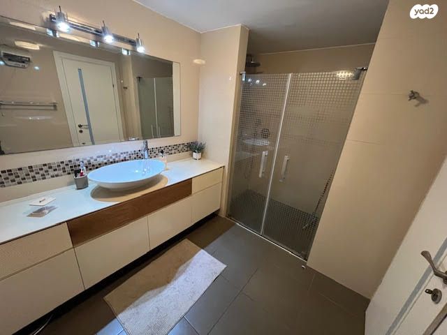 דו משפחתי, לח"י 36, הפרפר, קרית ביאליק