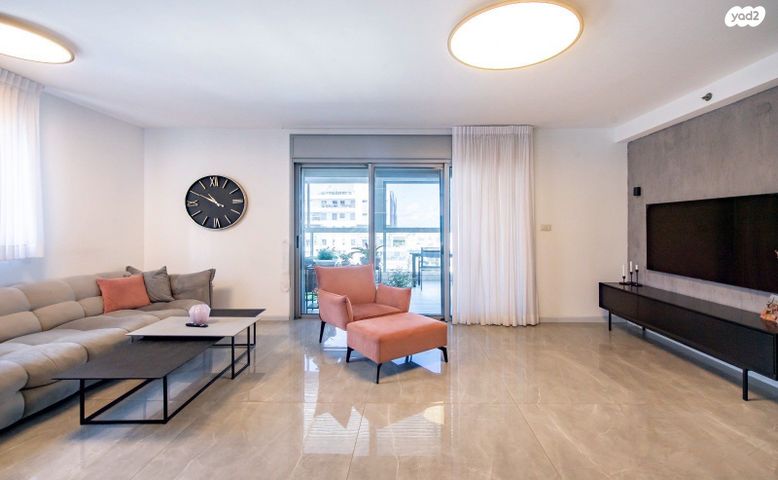 גג/ פנטהאוז, צבי תדמור 8, ח-501, חולון