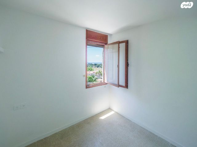 דירה, החלוץ 39, טרומפלדור, נהריה