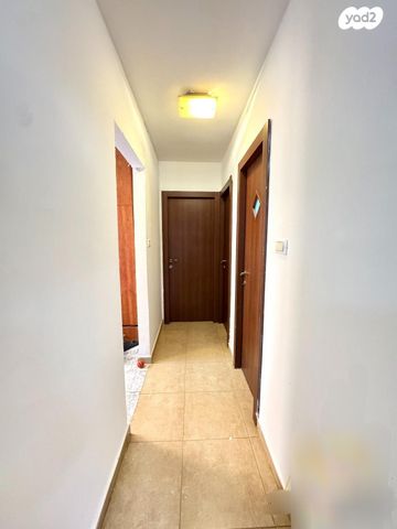 דירה, שדרות הרצל 21, גיורא יוספטל, דימונה