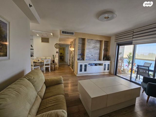 דירה, הפטל 17, הפרפר, קרית ביאליק