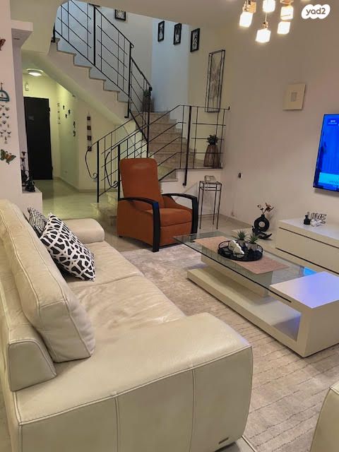 דו משפחתי, לח"י 36, הפרפר, קרית ביאליק