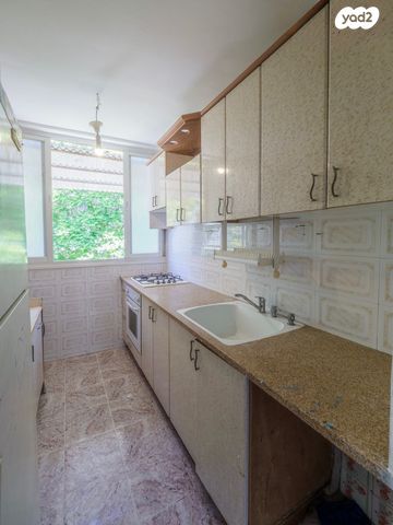 דירה, החלוץ 39, טרומפלדור, נהריה