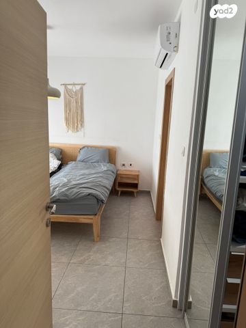 דירה, כינרת 4, נווה יהושע, ערמונים, רמת גן