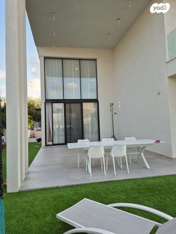 בית פרטי/ קוטג', אפיקי מים 5, באר גנים, באר גנים