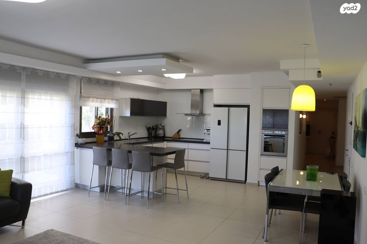 דירה, חביבה רייק 27, רמות רמז, חיפה