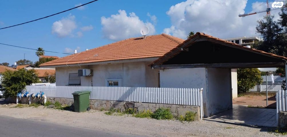 בית פרטי/ קוטג', שדרות אהרונוביץ' 14, נווה חיים, חדרה