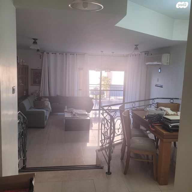 דירה, אחד העם 50, שיכון עובדים, טבריה