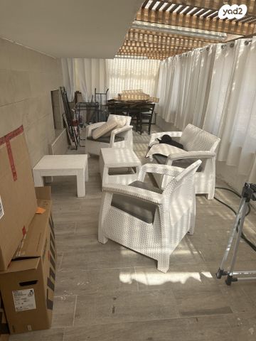 דירה, אדם 1, ארמון הנציב, תלפיות מזרח, ירושלים