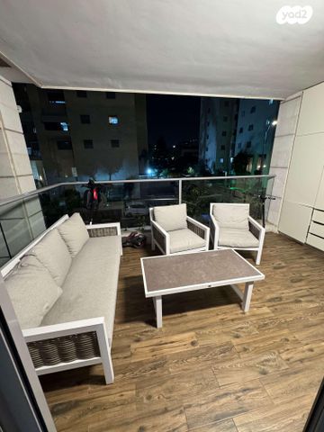 דירה, אהוד מנור 2, קרית אילון, חולון