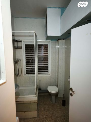 יחידת דיור, ארתור הנטקה 30, אחוזה, חיפה