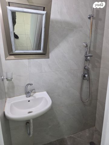 דירה, שדרות דגניה 12, קרית חיים מערבית, חיפה