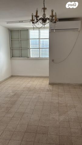 דירה, דרך צרפת 56, קרית שפרינצק, חיפה