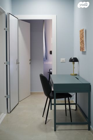 דירה, סוכת שלום 21, מחנה יהודה - לב העיר, ירושלים