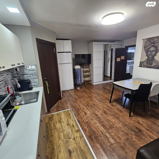 יחידת דיור, לוס אנג'לס 1, אופיר, אילת