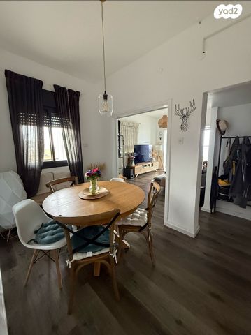 דירה, מרגלית 21, שמבור, חיפה