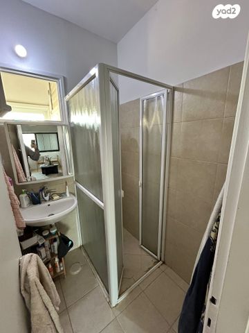 דירה, הלוחמים 3, גרין ועם, חולון