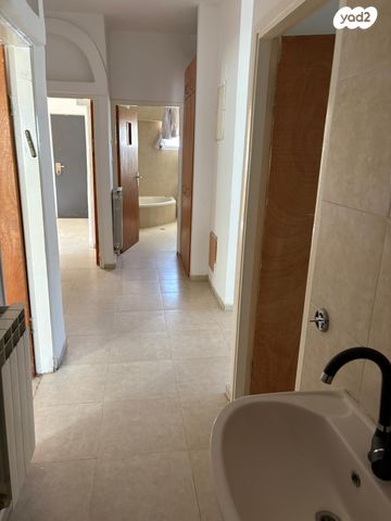 דירה, שלומציון 1, אלעזר, אלעזר