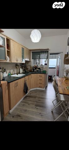 דירה, מרגלית 21, שמבור, חיפה