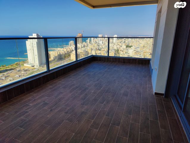 דירה, אמנון ליפקין שחק 1, נוף הטיילת, נתניה