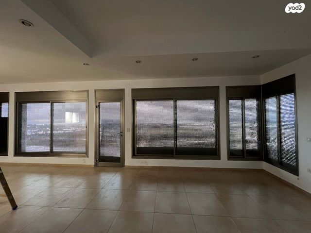 בית פרטי/ קוטג', משעול הגן 17, המושבה, זכרון יעקב