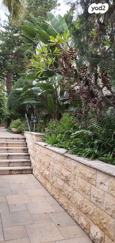 בית פרטי/ קוטג', אחים ליטוינסקי 3, קרית קריניצי, רמת גן