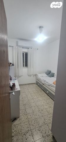 דירה, עזריאל 12, רמת השקמה, רמת גן