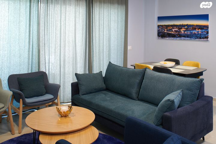 דירה, סוכת שלום 21, מחנה יהודה - לב העיר, ירושלים