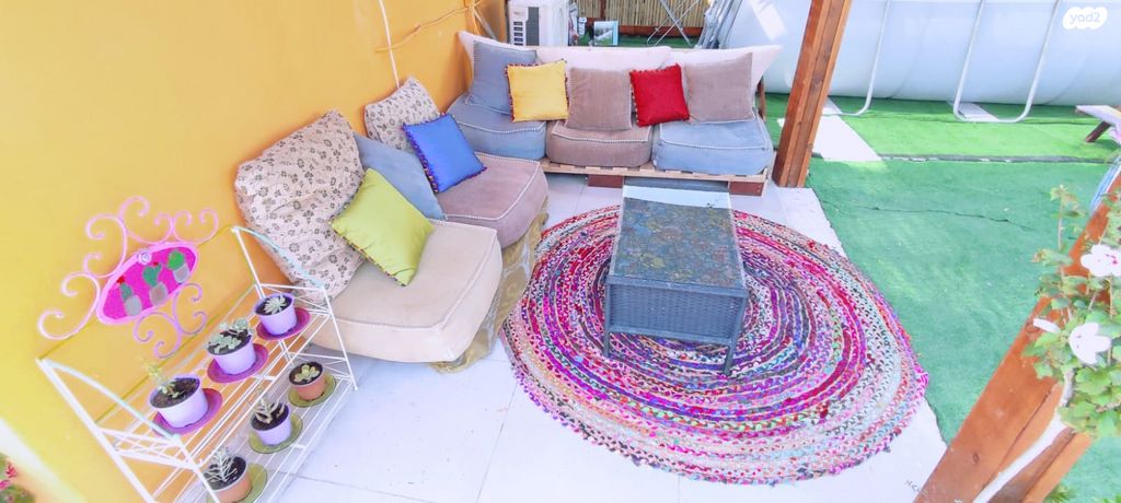 דו משפחתי, יפה נוף 22, גבעת אוסישקין, נהריה