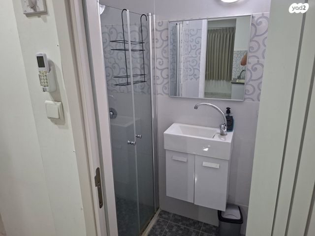 דירה, יוסף 5, הדר מרכז, חיפה