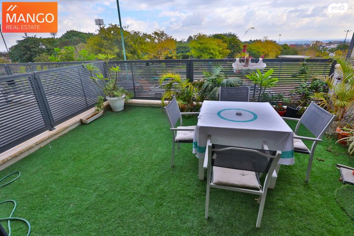 בית פרטי/ קוטג', הר תבור 123, הפארק, כפר סבא