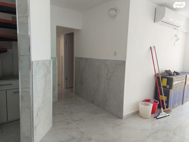 דירה, יהודה הלוי 10, רובע ה', אשדוד