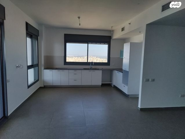 דירה, אמנון ליפקין שחק 1, נוף הטיילת, נתניה