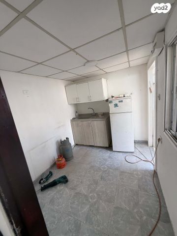 יחידת דיור, קיבוץ גלויות 105, נווה עמל, הרצליה