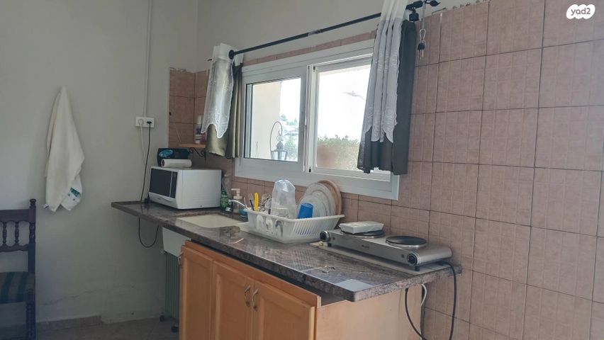 דירה, שדרות אבא חושי 100, עספיא, עספיא