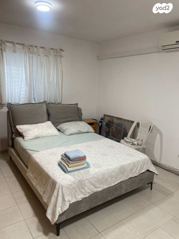 בית פרטי/ קוטג', אשר ברש 7, נווה עוז, פתח תקווה