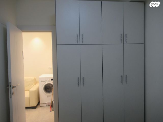 יחידת דיור, הרב קלישר 12, הפועל המזרחי ה', שיכון ה', בני ברק