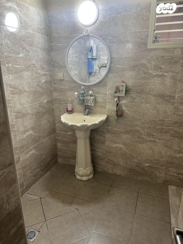 דירה, הרצל 22, מרכז העיר, עכו