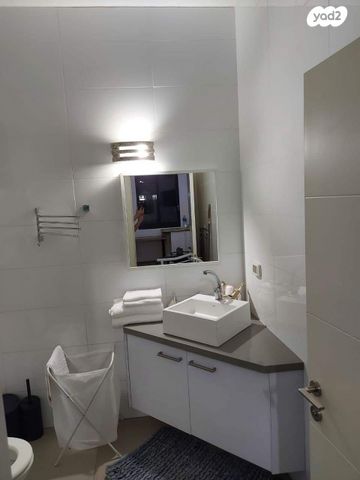 יחידת דיור, וסילי קנדינסקי 7, גבעת טל, קרית אתא