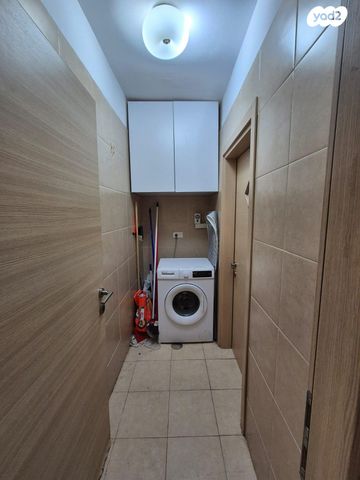 יחידת דיור, הרמב"ם 1, חשמונאים, חשמונאים